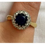 LADIES 18CT YELLOW GOLD SAPPHIRE AND DIAMOND CLUSTER RING SIZE G 4.