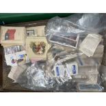 SMALL DEMOB CASE WITH CIGARETTE CARD ALBUMS, PACKS OF SETS AND PART SETS OF PARK DRIVE, GALLAGHER,