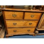 GOOD QUALITY MAHOGANY CHEQUER STRUNG TWO OVER TWO DOOR CHEST OF DRAWERS ON BRACKET FEET