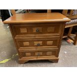 SMALL LIGHT WOOD THREE DRAWER BLOCK FRONT CHEST