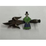 SILVER LEEK AND ENAMEL WELSH LADY BAR BROOCH