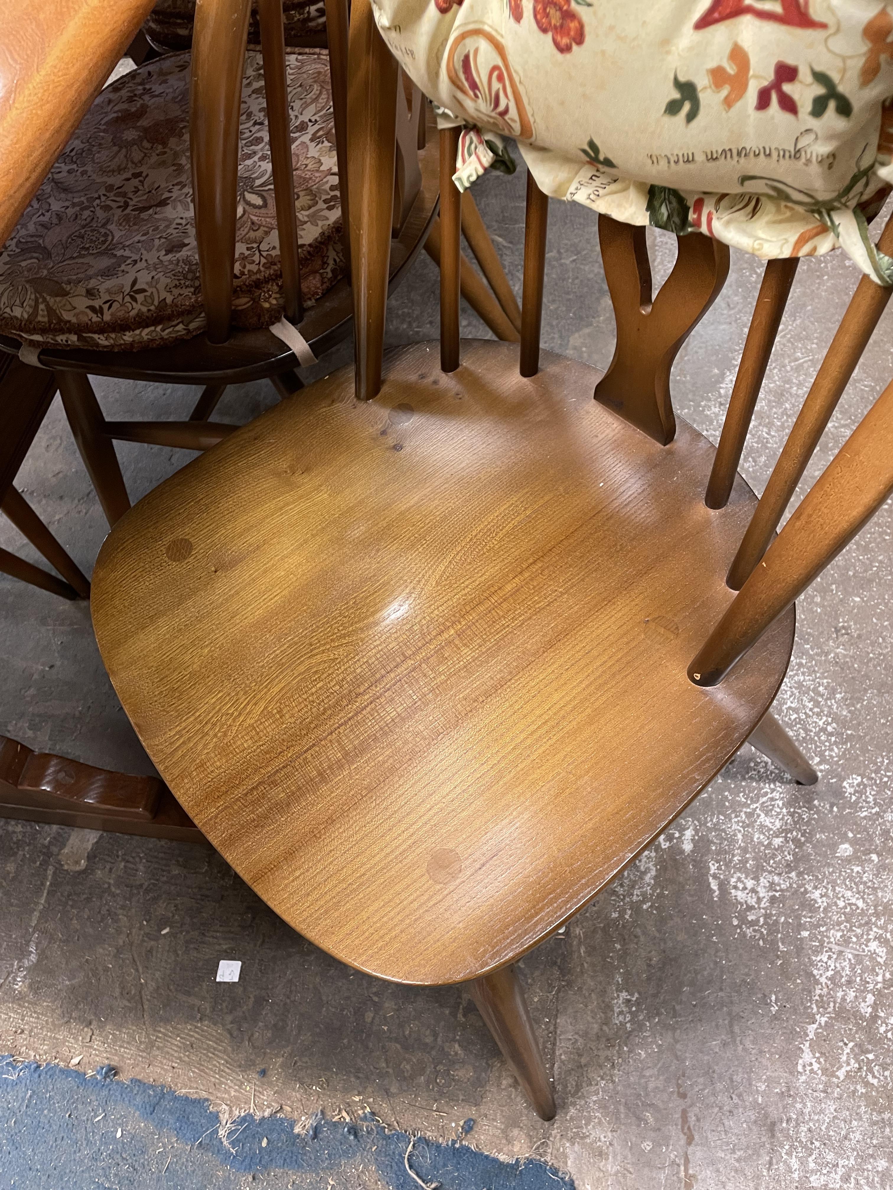 ERCOL ELM OBLONG DINING TABLE WITH SIX PRINCE OF WALES PLUME BACK CHAIRS - Image 6 of 7