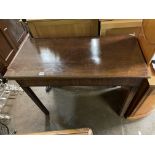 GEORGE III MAHOGANY FOLD OVER TEA TABLE ON CHAMFERED STRAIGHT LEGS (BACK HINGE AS FOUND)