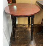 TWO CIRCULAR ROSE WOOD EFFECT TOPPED CLUB HOUSE TABLES WITH FIVE UPHOLSTERED CHAIRS