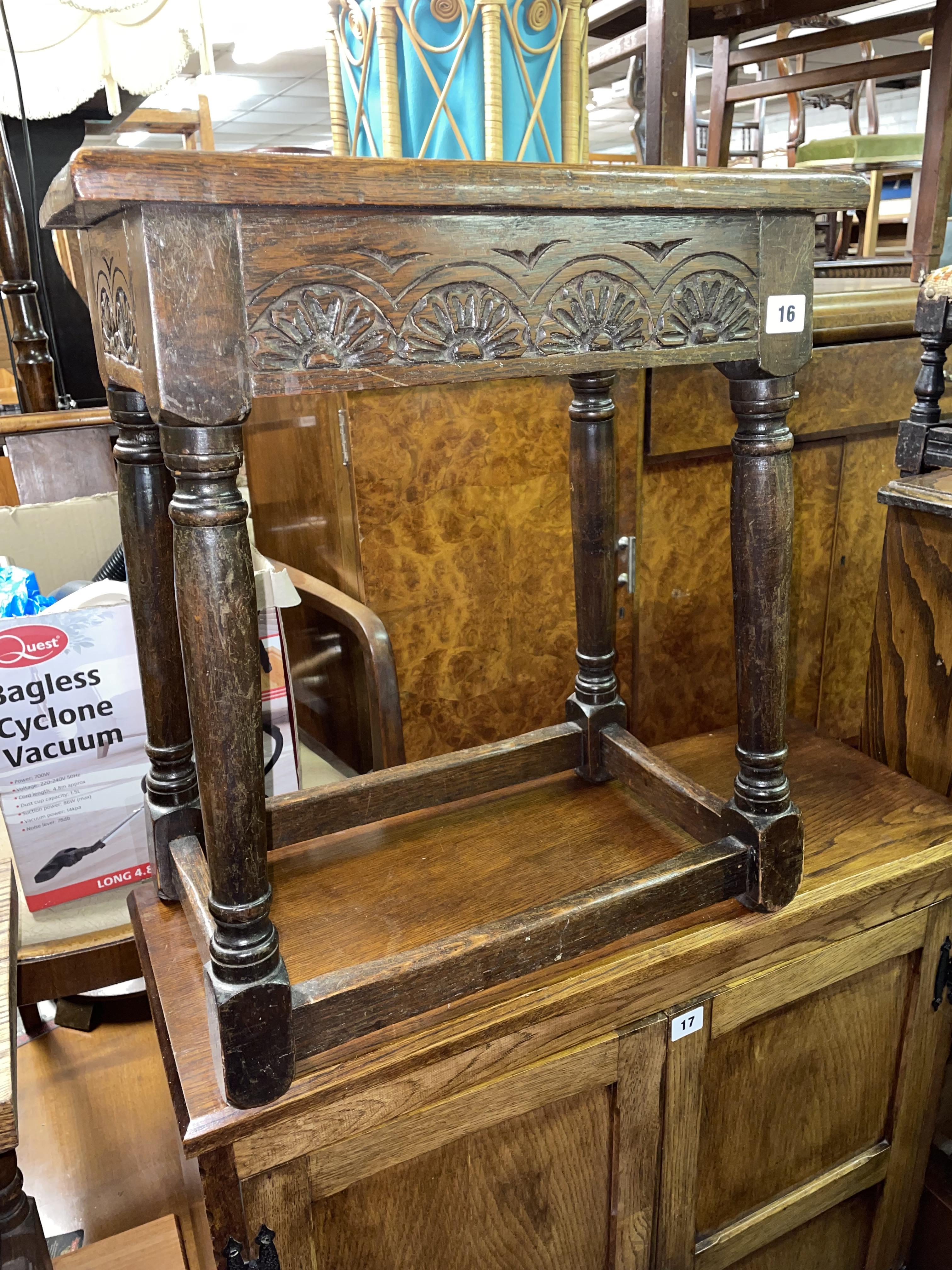 OAK CARVED 17TH CENTURY STYLE JOINT STOOL