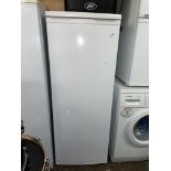 UPRIGHT REFRIGERATOR