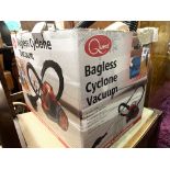 COMPACT BAGLESS CYCLONE VACUUM CLEANER