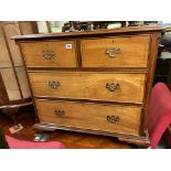 GOOD QUALITY MAHOGANY CHEQUER STRUNG TWO OVER TWO DOOR CHEST OF DRAWERS ON OGEE BRACKET FEET