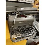 REMINGTON IMPERIAL MANUAL TYPEWRITER