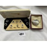 CASED MOTHER OF PEARL SHIRT COLLAR STUDS AND A SILVER 925 HEART SHAPED PILL BOX