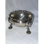 SHEFFIELD SILVER CAULDRON TABLE SALT ON RAISED PAD FEET 3.