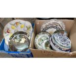 TWO BOXES INCLUDING DECORATIVE PLATES, HORS D'OEUVRES PLATE,