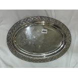 LONDON SILVER OVAL PLATE WITH INTERLACED FLOWERHEAD AND BEADED BORDER 36.