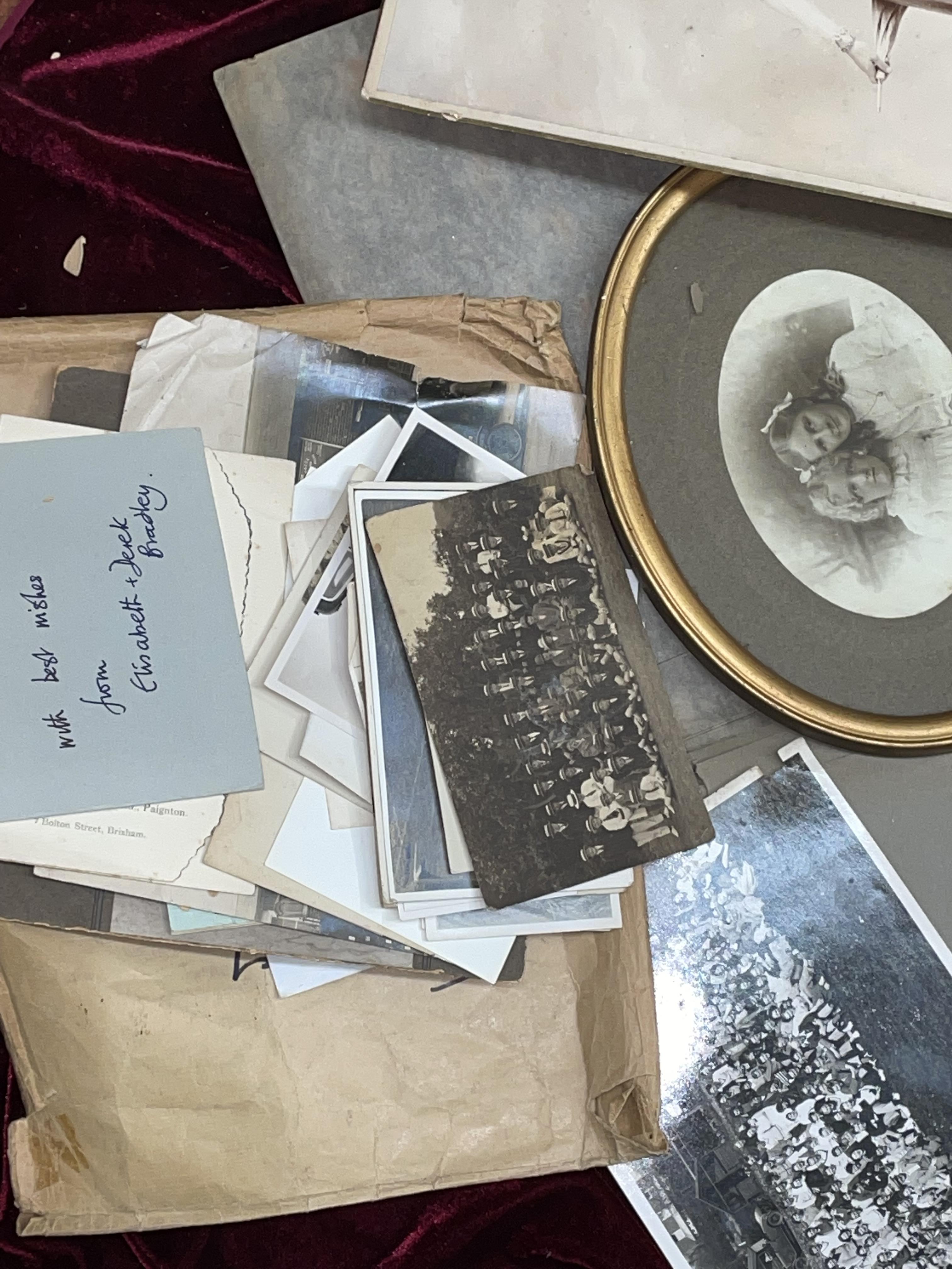 CARTON OF EARLY PORTRAIT PHOTOGRAPHS - TOPOGRAPHICAL, ETCHINGS, - Image 2 of 4