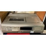 VINTAGE HITACHI VCR VT-8000