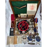 MAHOGANY BOX CONTAINING VARIOUS MILITARY RELATED INSIGNIA -BADGES,