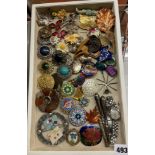 TRAY OF VARIOUS COSTUME BROOCHES, INC SILVER CELTIC KNOT EXAMPLE,
