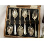 CASED SET OF SIX SILVER TEA SPOONS