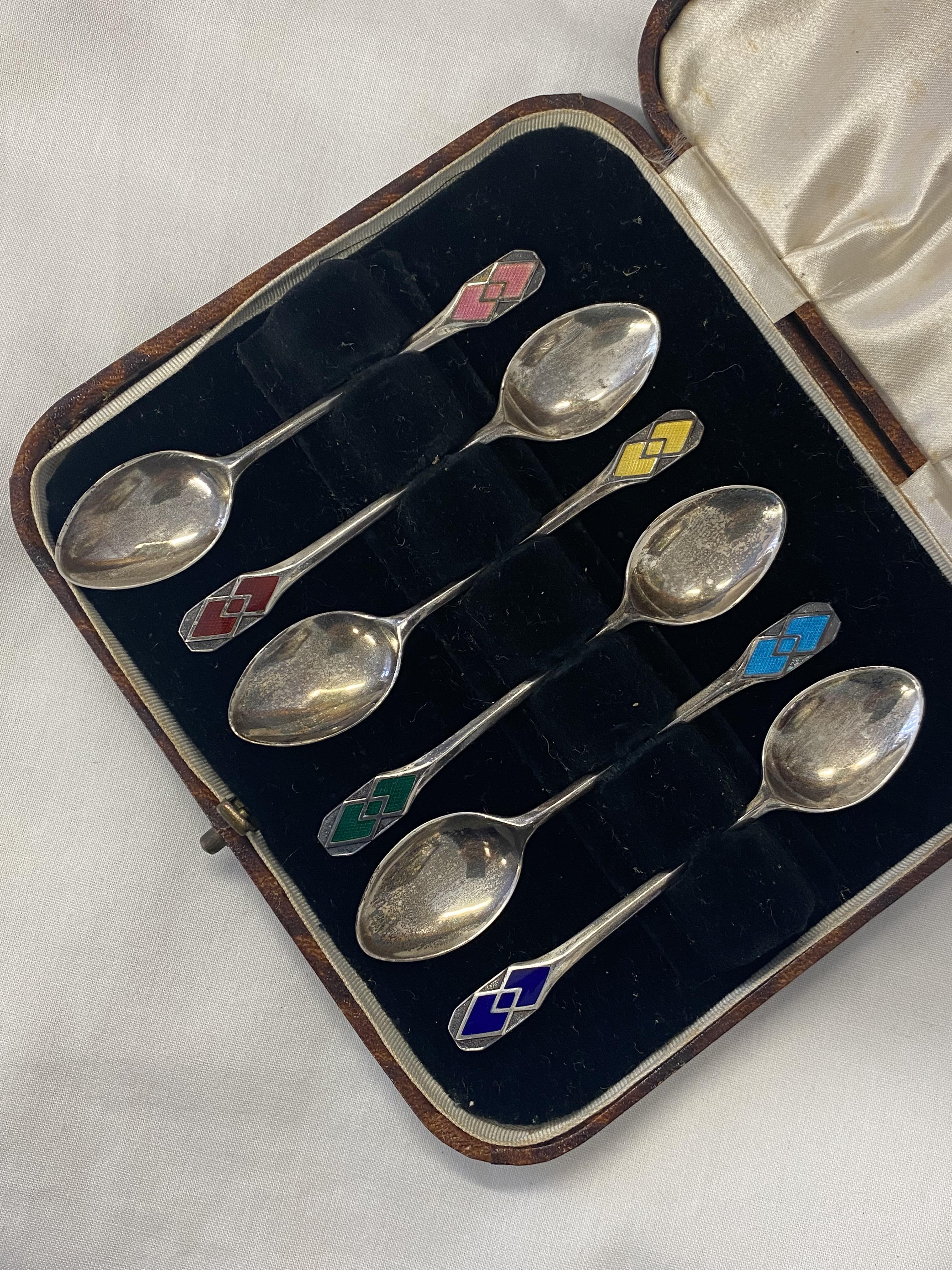 CASED SET OF SIX BIRMINGHAM SILVER AND ENAMEL FINIAL TEA SPOONS - Image 2 of 4