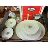 CARTON OF SPODE JEWEL PATTERN TABLE WARE,