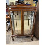 EDWARDIAN MAHOGANY BOW FRONTED GLAZED CABINET ON BALL AND CLAW FEET 130CM H X 72CM W