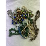 BAG OF MISCELLANEOUS BEADS, CHAIN,