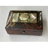 19TH CENTURY TORTOISESHELL AND ABALONE PANELLED SMALL BOX