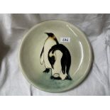 MOORCROFT LIMITED EDITION 40/150 PLATE DEPICTING PENGUINS