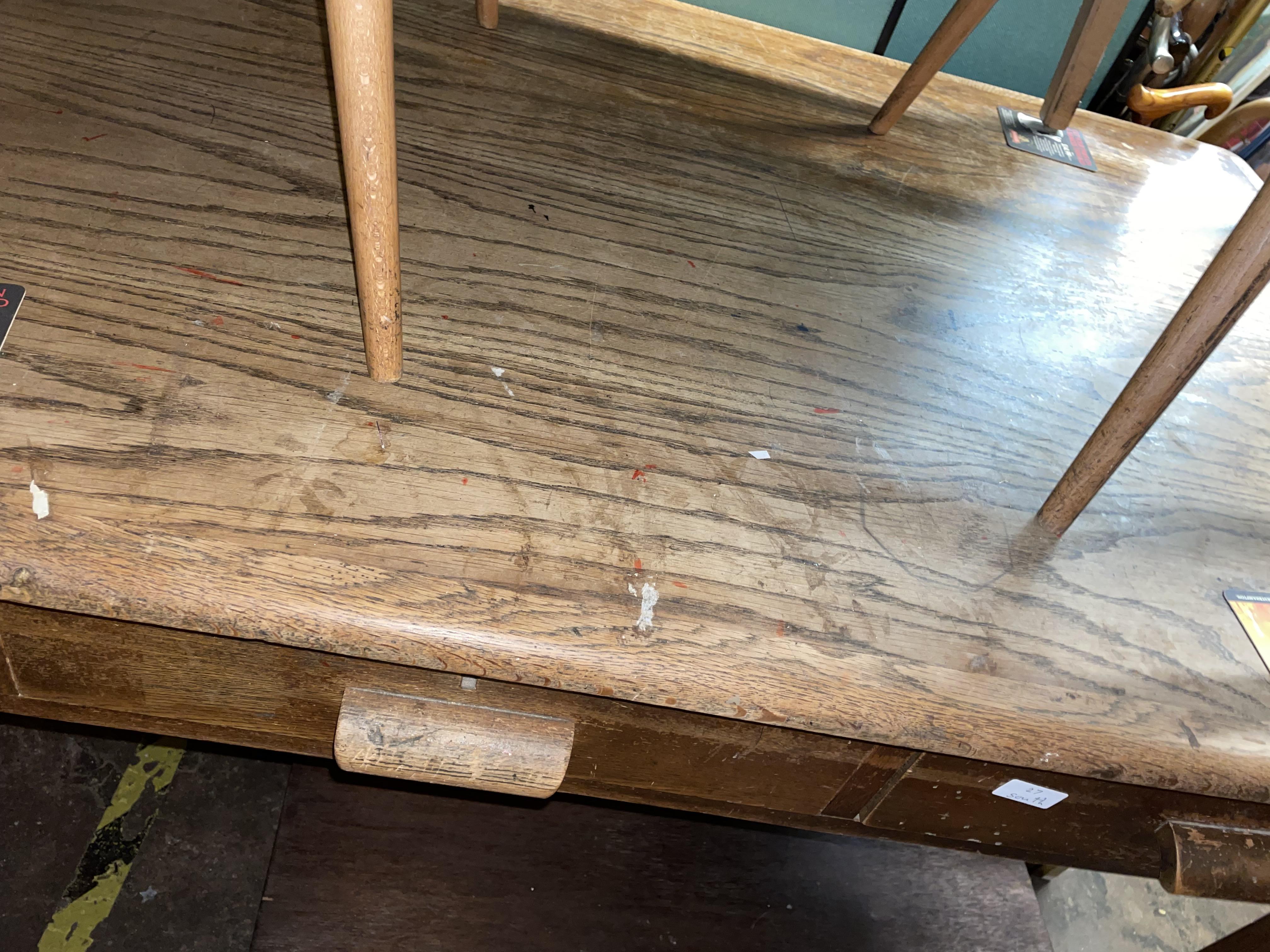 MID 20TH CENTURY OAK OFFICE TABLE - Image 2 of 2