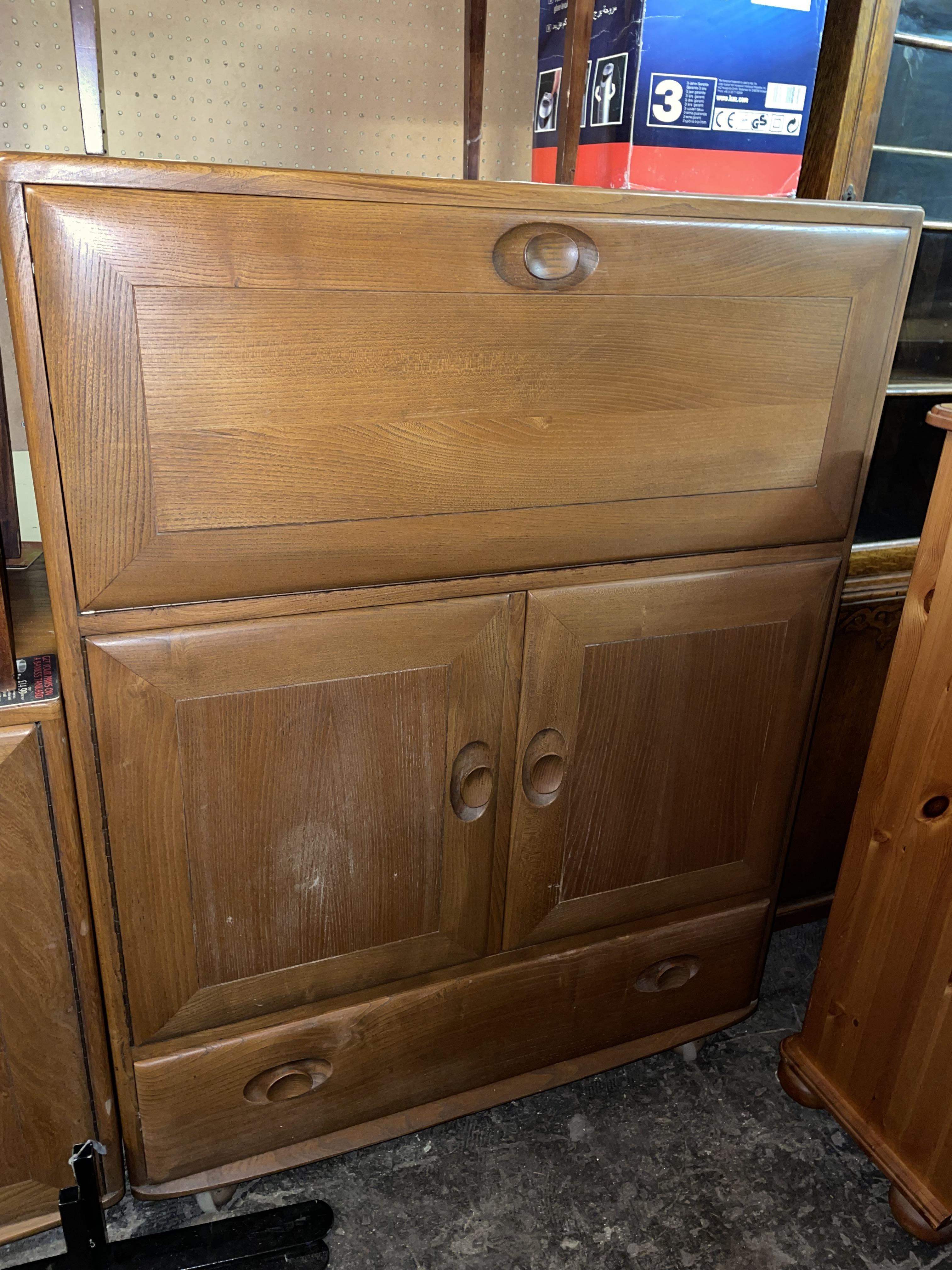 ERCOL ELM MORNING DEW CABINET