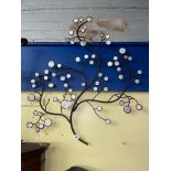 MOTHER OF PEARL EFFECT AND METAL FLORAL WALL DECORATION