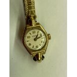 LADIES ROAMER WRISTWATCH ON EXPANDING BRACELET STRAP