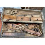 CARPENTERS BOX OF MISCELLANEOUS TOOLS INCLUDING JACK AND PLANES
