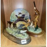 BORDER FINE ARTS AND COUNTRY ARTISTS HUNTING FIGURE GROUPS AND A PLATE