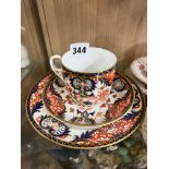 ROYAL CROWN DERBY IMARI CABINET TRIO