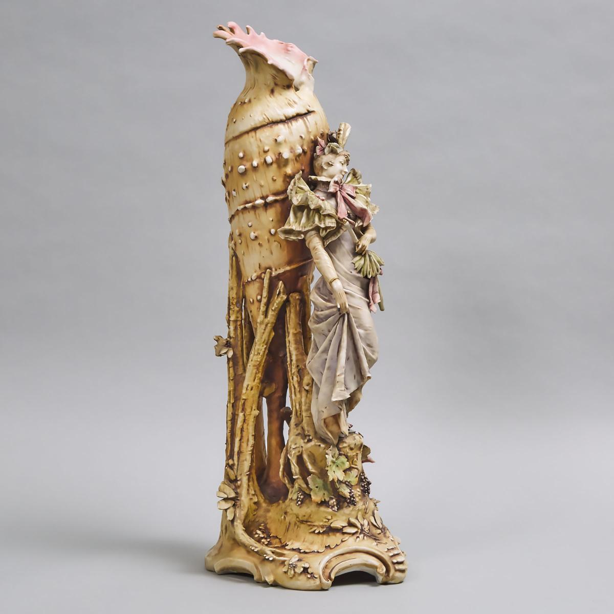 Riessner, Stellmacher & Kessel 'Amphora' Large Vase Group of a Lady with Parasol by a Shell, early 2 - Image 3 of 3