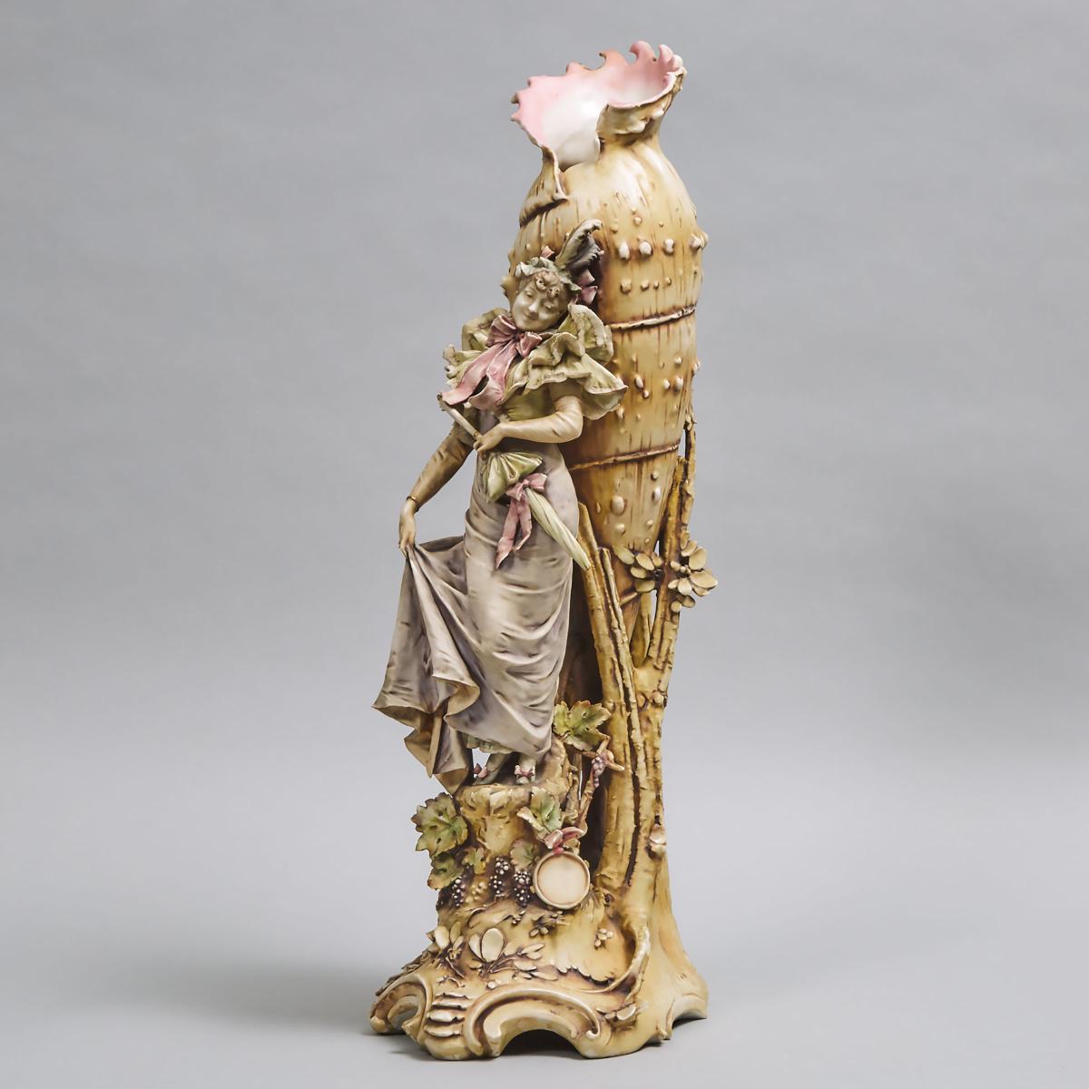 Riessner, Stellmacher & Kessel 'Amphora' Large Vase Group of a Lady with Parasol by a Shell, early 2