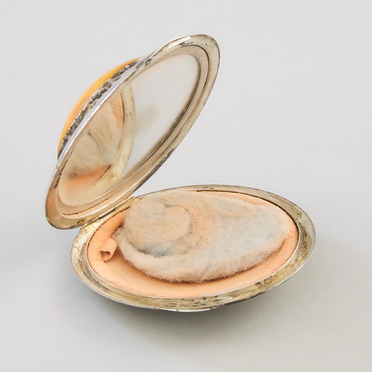 German Silver Circular Compact with Amber Cabochon, 20th century, diameter 3 in — 7.6 cm - Image 2 of 2