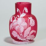 Thomas Webb & Sons Red and White Cameo Glass Vase, 1880s, height 5.1 in — 13 cm