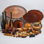 Miscellaneous Collection of Treen, 19th/20th centuries, largest tray 14.25 x 20.25 in — 36.2 x 51.4