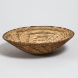 Native American Pima Coiled Sweetgrass Bowl, Arizona, 19th century, diameter 13.75 in — 34.9 cm