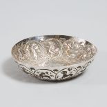 Balkan or Cypriot Ottoman Silvered Copper Wine Bowl, 18th/19th century, height 1./25 in — 3.2 cm, di