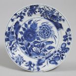 Chinese Blue and White Garden Landscape Plate, 18th century 十八世纪早期 青花洞石花鸟纹纹盘, diameter 8.3 in — 21.