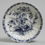 Worcester 'Hollow Rock Lily' Pattern Saucer Dish, c.1770, diameter 7.2 in — 18.2 cm