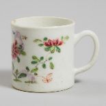 Bow Famille Rose Small Mug, c.1755, height 2.2 in — 5.6 cm