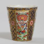 Chamberlains Worcester 'Rich Queen's' Japan Pattern Beaker, c.1800-10, height 4.2 in — 10.7 cm