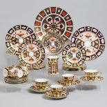 Group of Royal Crown Derby ‘Old Imari’ (1128) and ‘Imari’ (2451) Pattern Tablewares, 20th century, l
