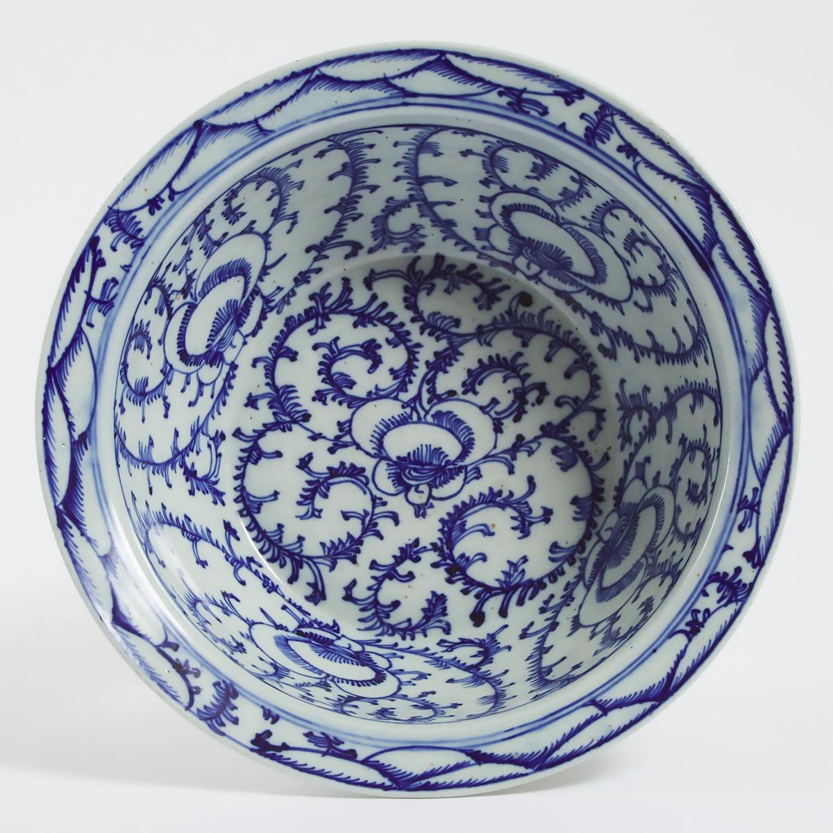 A Large Blue and White 'Lotus' Basin, 19th Century, 十九世纪 青花莲纹大盆, diameter 14.6 in — 37.2 cm