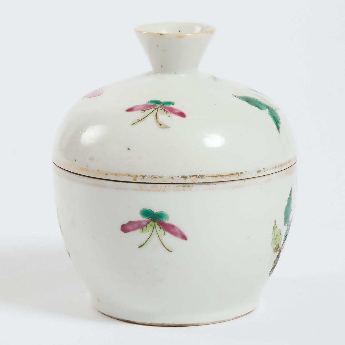 A Chinese Enameled Porcelain Bowl and Cover, Tongzhi Mark, Republican Period, 民国时期 同治款彩瓷盖碗, height 4 - Image 3 of 4