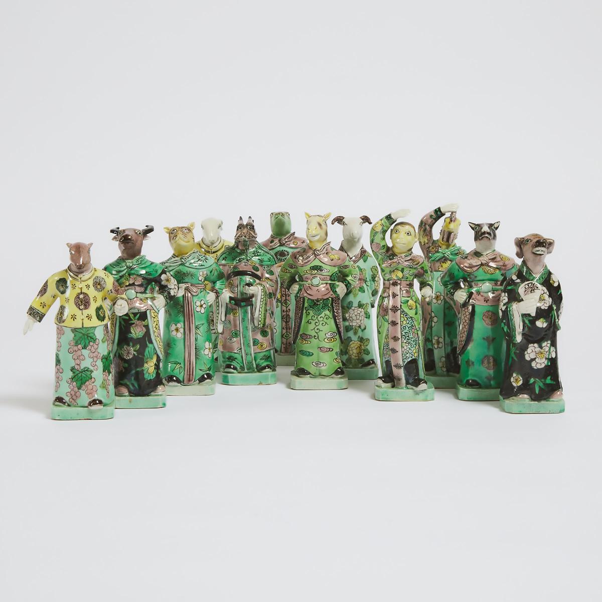 A Complete Set of Twelve Famille Verte Porcelain 'Zodiac' Figures, Late Qing Dynasty, 晚清 素三彩十二生肖一套,